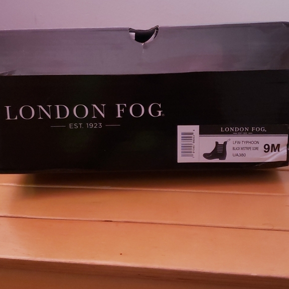 London Fog Rain Boots - Picture 10 of 10